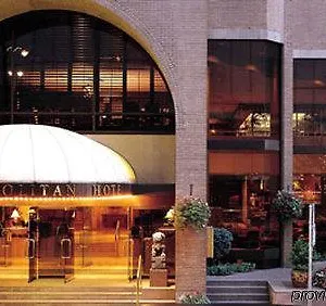 Metropolitan **** Vancouver