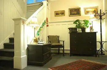 Douglas Guest House Vancouver 3*,  Canadá