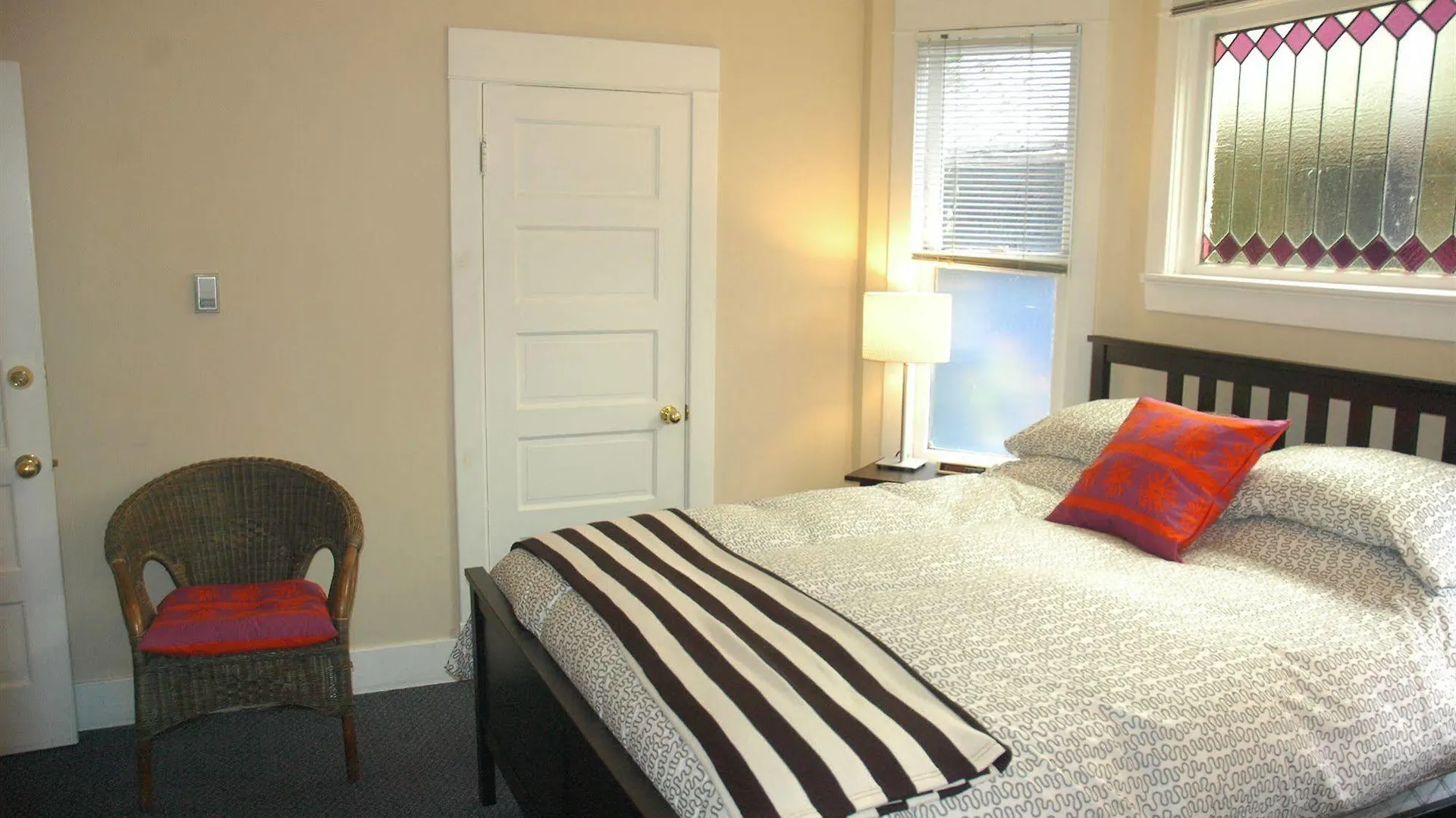 Nocleg ze śniadaniem Douglas Guest House Vancouver